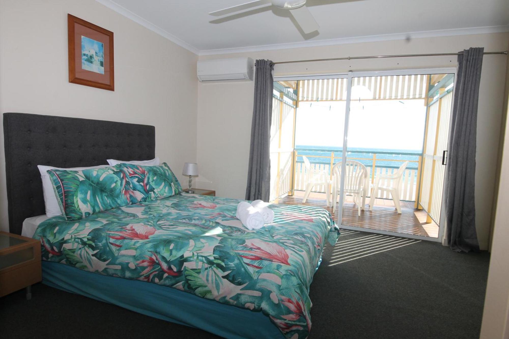 Moreton Island Villas And Apartments Tangalooma Bilik gambar